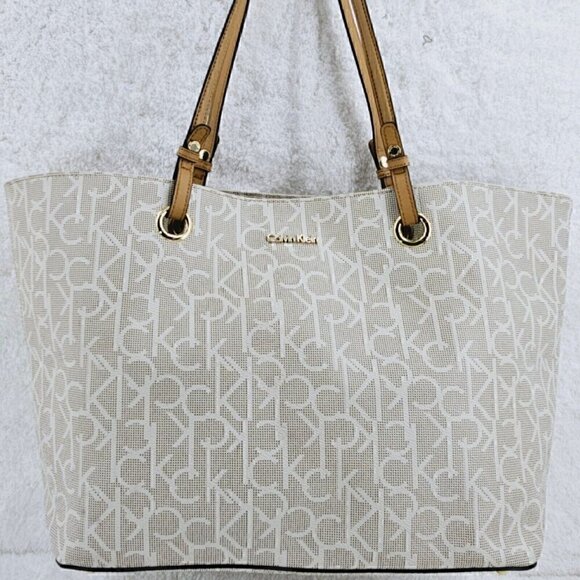 Calvin Klein Large Tan Monogram Shoulder Bag Shopper Tote with Tan Trim - Picture 4 of 16